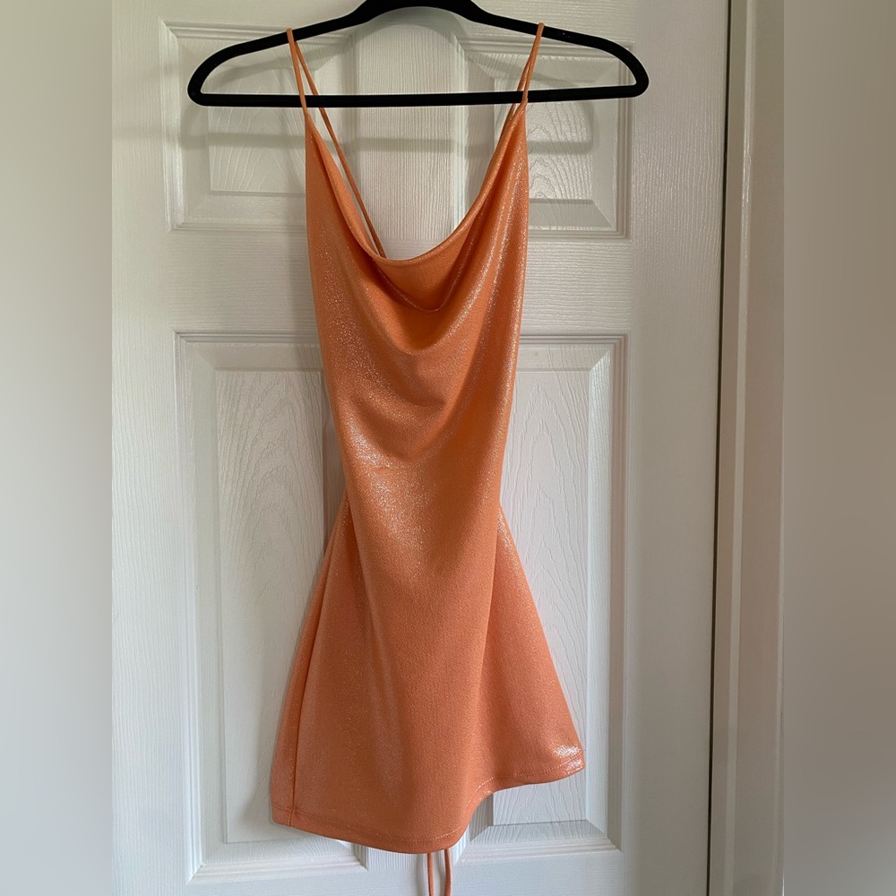 Vegas girl mini dress (M). Shimmery. Orange/Salmon. Windsor brand.